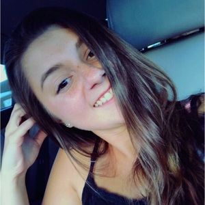 Meet your Posher, Alyssa